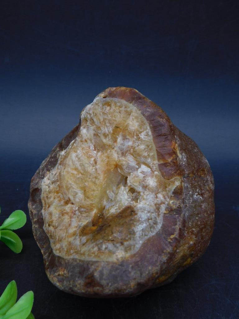 1 POUND BRAZILIAN AGATE ROCK STONE LAPIDARY SPECIMEN: 1 POUND BRAZILIAN AGATE ROCK STONE LAPIDARY SPECIMEN