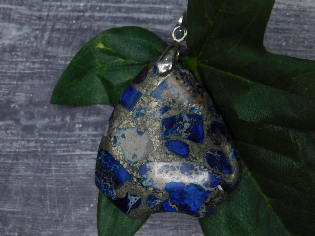 MIXED STONE PENDANT ROCK STONE LAPIDARY SPECIMEN (1 of 2)
