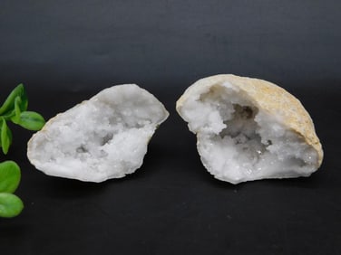 GEODE ROCK STONE LAPIDARY SPECIMEN