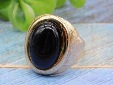 STONE RING ROCK STONE LAPIDARY SPECIMEN