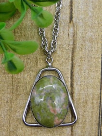 GENUINE STONE PENDANT ON CHAIN NECKLACE
