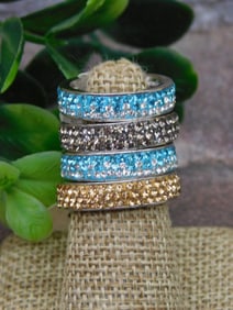 STONE RINGS ROCK STONE LAPIDARY SPECIMEN