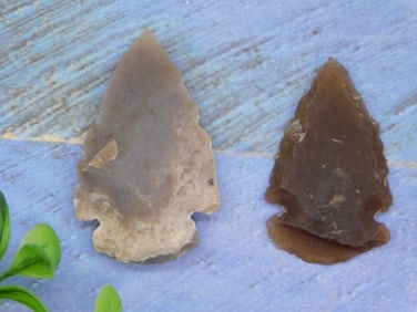 HAND KNAPPED ARTIFACT TOOL ROCK STONE LAPIDARY SPECIMEN