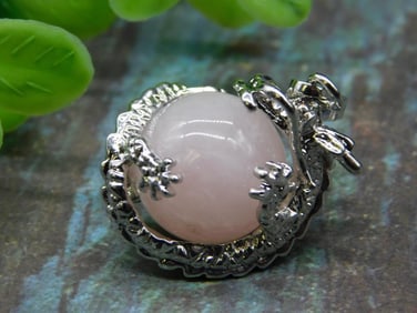 STONE DRAGON PENDANT ROCK STONE LAPIDARY SPECIMEN