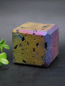 RAINBOW TITANIUM CUBE ROCK STONE LAPIDARY SPECIMEN