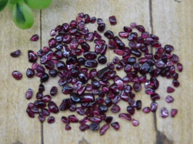 GARNET ROCK STONE LAPIDARY SPECIMEN
