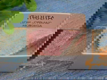 THULITE ROCK STONE LAPIDARY SPECIMEN