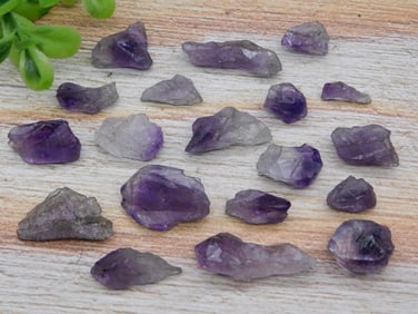 AMETHYST ROCK STONE LAPIDARY SPECIMEN