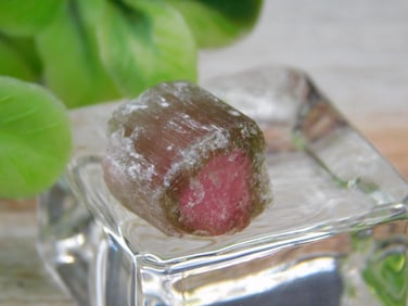 ROCK STONE LAPIDARY SPECIMEN