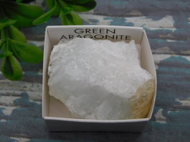 GREEN ARAGONITE ROCK STONE LAPIDARY SPECIMEN