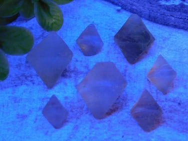 FLUORITE ROCK STONE LAPIDARY SPECIMEN