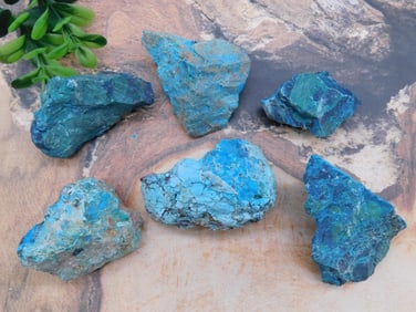 CHRYSOCOLLA ROCK STONE LAPIDARY SPECIMEN