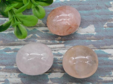 ROSE QUARTZ ROCK STONE LAPIDARY SPECIMEN