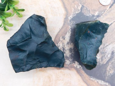 BLOODSTONE ROCK STONE LAPIDARY SPECIMEN