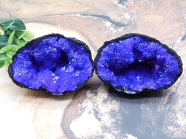 BLUE GEODE ROCK STONE LAPIDARY SPECIMEN