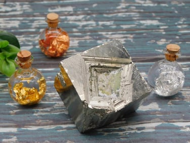 MIXED LOT ROCK STONE LAPIDARY SPECIMEN