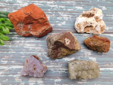 MIXED ROUGH LOT ROCK STONE LAPIDARY SPECIMEN