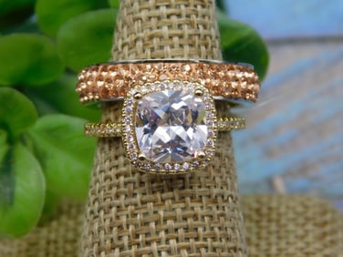 STONE RINGS ROCK STONE LAPIDARY SPECIMEN