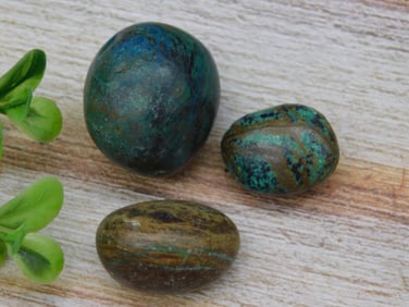 TURQUOISE ROCK STONE LAPIDARY SPECIMEN