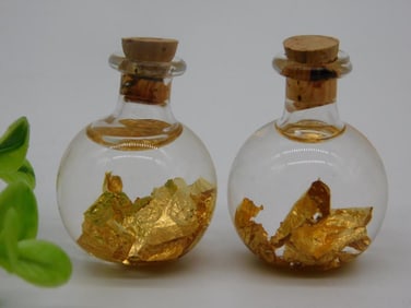 GOLD FLAKES IN BOTTLE ROCK STONE LAPIDARY SPECIMEN