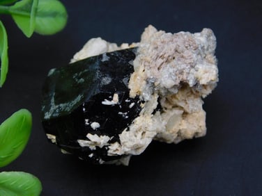 TOURMALINE ROCK STONE LAPIDARY SPECIMEN