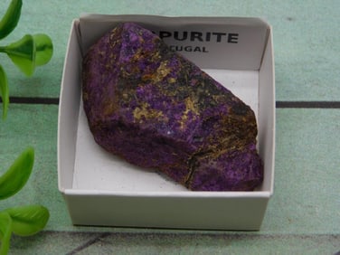 PURPURITE ROCK STONE LAPIDARY SPECIMEN
