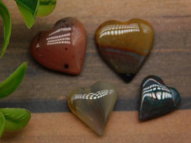 STONE HEARTS ROCK STONE LAPIDARY SPECIMEN