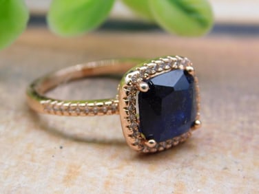 STONE RING ROCK STONE LAPIDARY SPECIMEN