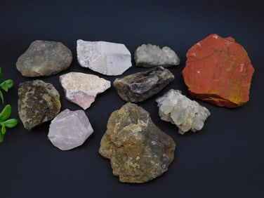 MIXED ROUGH LOT ROCK STONE LAPIDARY SPECIMEN