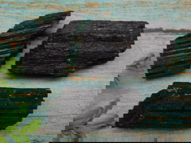 BLACK TOURMALINE ROCK STONE LAPIDARY SPECIMEN