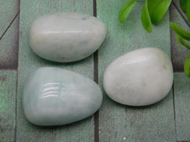 ROCK STONE LAPIDARY SPECIMEN