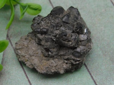 ROCK STONE LAPIDARY SPECIMEN