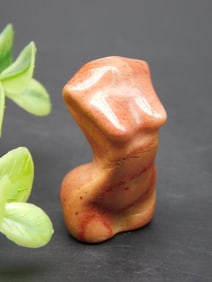 STONE FEMALE FORM ROCK STONE LAPIDARY SPECIMEN