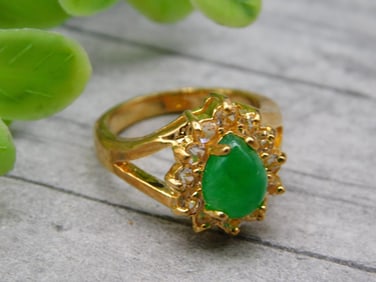 STONE RING ROCK STONE LAPIDARY SPECIMEN