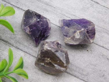 AMETHYST ROCK STONE LAPIDARY SPECIMEN