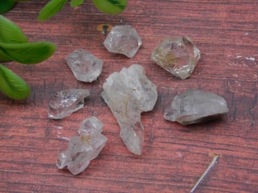 HERKIMER DIAMONDS ROCK STONE LAPIDARY SPECIMEN