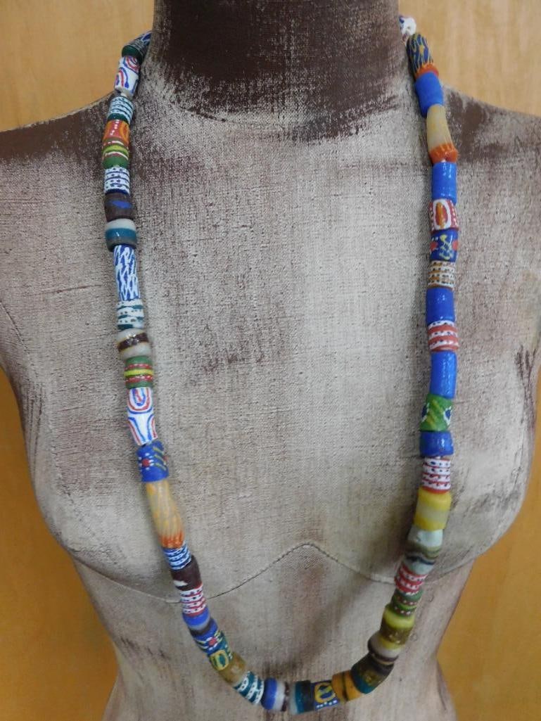 ORNAMENTAL AFRICAN TRADE BEAD NECKLACE ROCK STONE LAPIDARY SPECIMEN (1 of 4)
