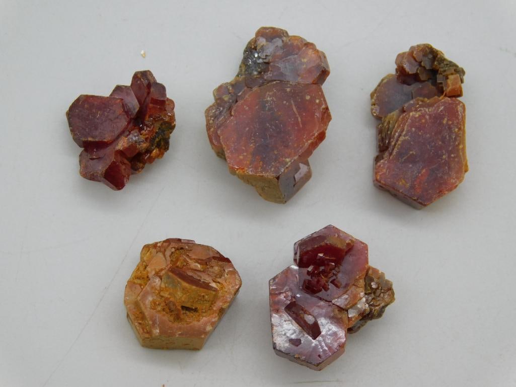 GEM VANADINITE 175 CARATS ROCK STONE LAPIDARY SPECIMEN (1 of 2)