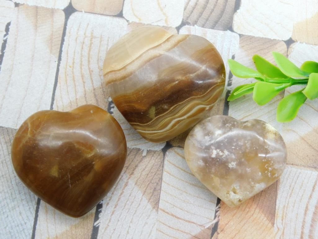 STONE HEARTS ROCK STONE LAPIDARY SPECIMEN (1 of 2)