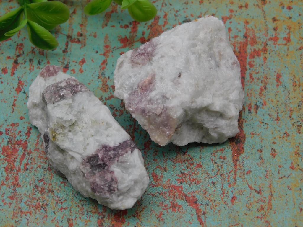PINK TOURMALINE ROCK STONE LAPIDARY SPECIMEN (1 of 2)