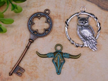 MIXED PENDANTS