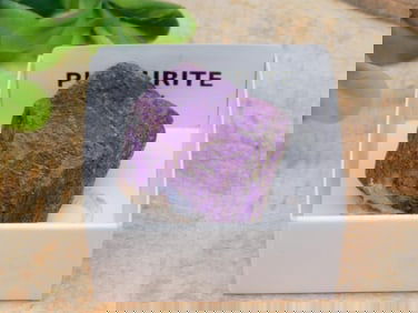 PURPURITA ROCK STONE LAPIDARY SPECIMEN