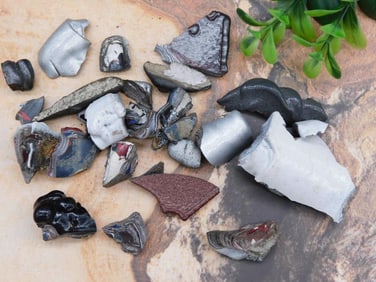 FORDITE MOTOR CITY AGATE ROCK STONE LAPIDARY SPECIMEN