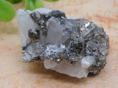 ROCK STONE LAPIDARY SPECIMEN