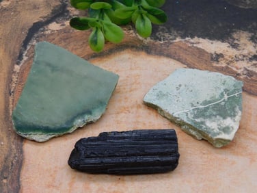 MIXED ROUGH LOT ROCK STONE LAPIDARY SPECIMEN