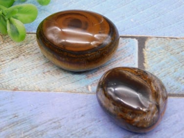 TIGER EYE ROCK STONE LAPIDARY SPECIMEN