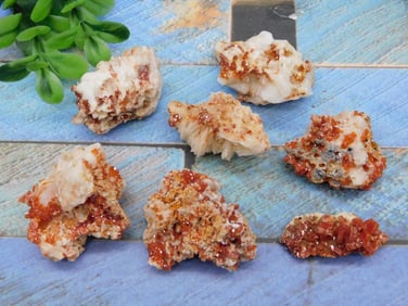VANADINITE ROCK STONE LAPIDARY SPECIMEN