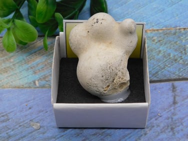 OPALO MENILITO ROCK STONE LAPIDARY SPECIMEN