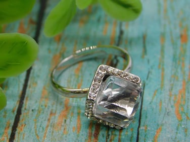 STONE RING ROCK STONE LAPIDARY SPECIMEN