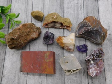 MIXED ROUGH ROCK STONE LAPIDARY SPECIMEN